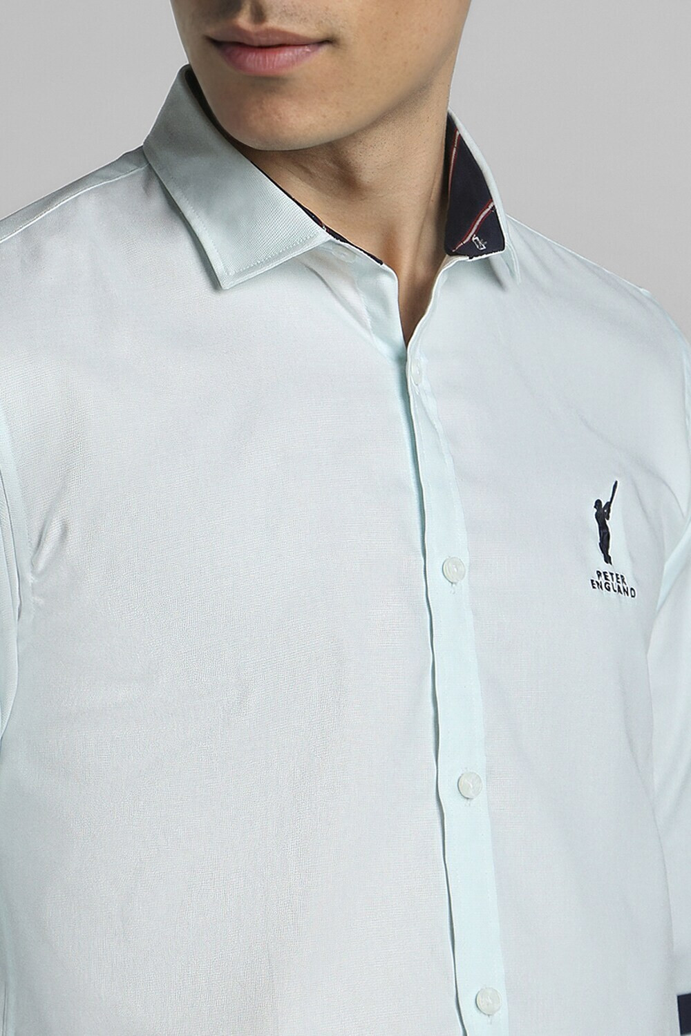 Image of PETER ENGLAND Men Slim Fit Solid Spread Collar Casual Shirt