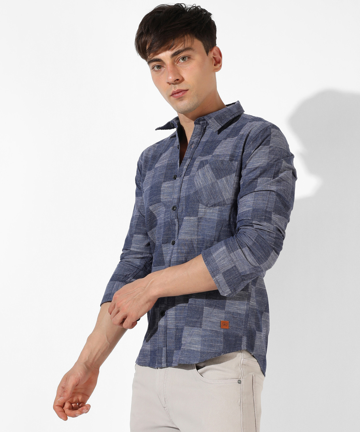 Image of CAMPUS SUTRA Men Solid Casual Blue Shirt