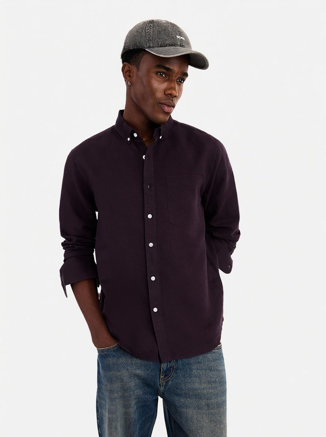 Snitch Men Solid Casual Maroon Shirt