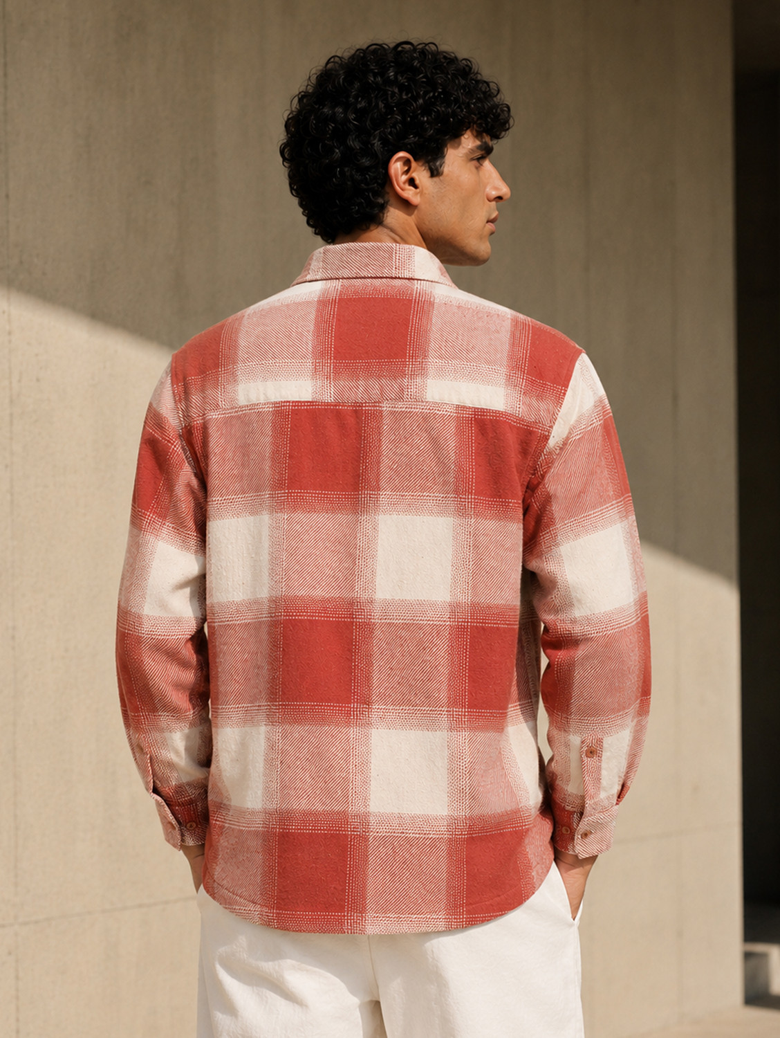 Image of CAHOOT Men Regular Fit Checkered Spread Collar Casual Shirt