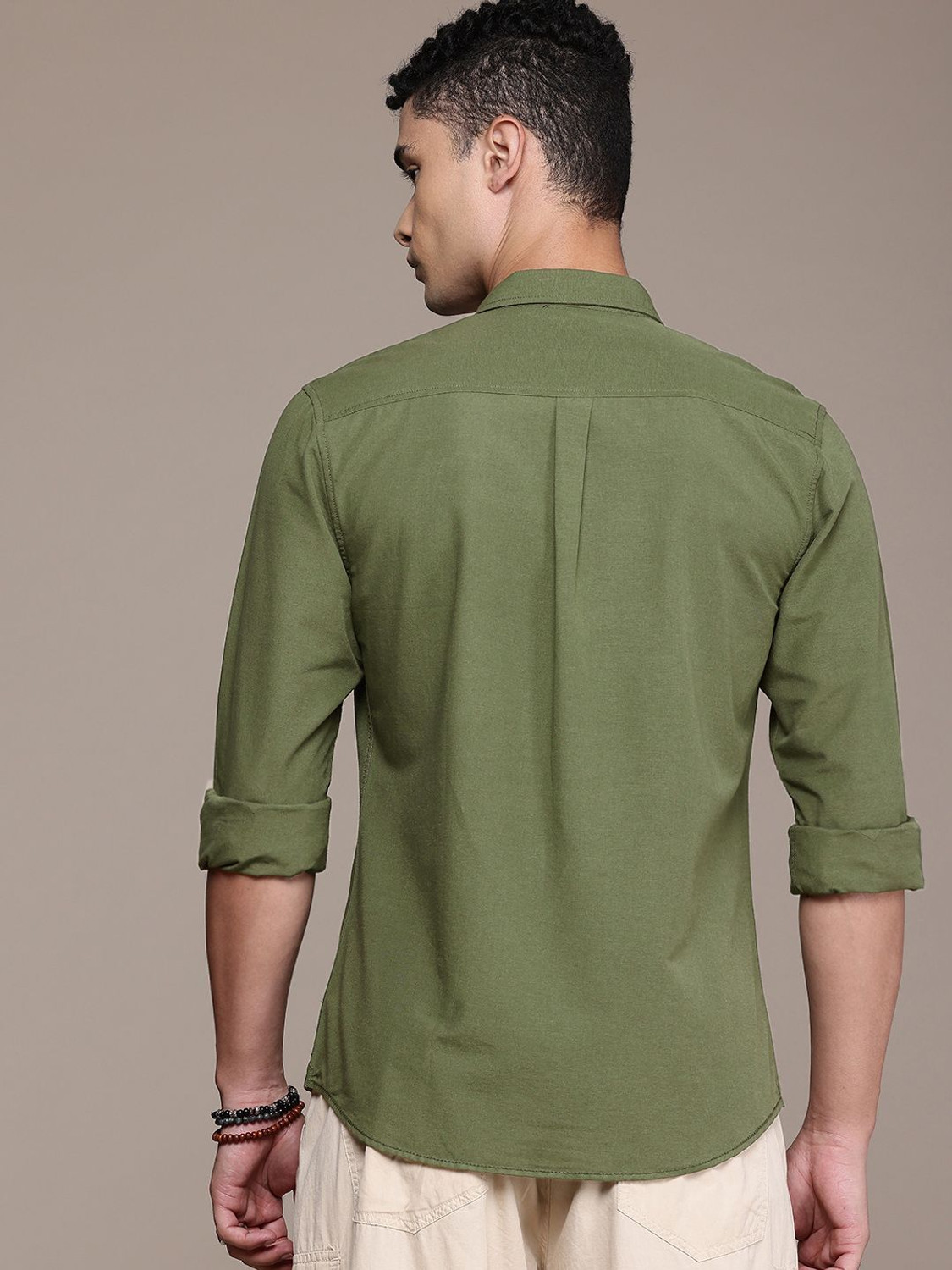 Image of Roadster Men Solid Casual Green Shirt