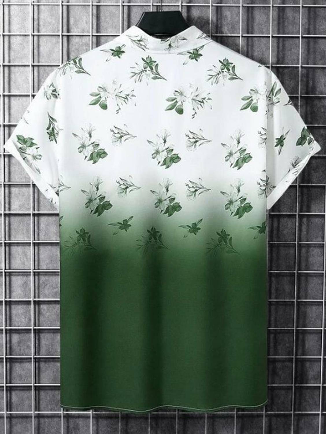 SEVENTEENSTITCH Men Green Printed Casual Shirt - Image 2