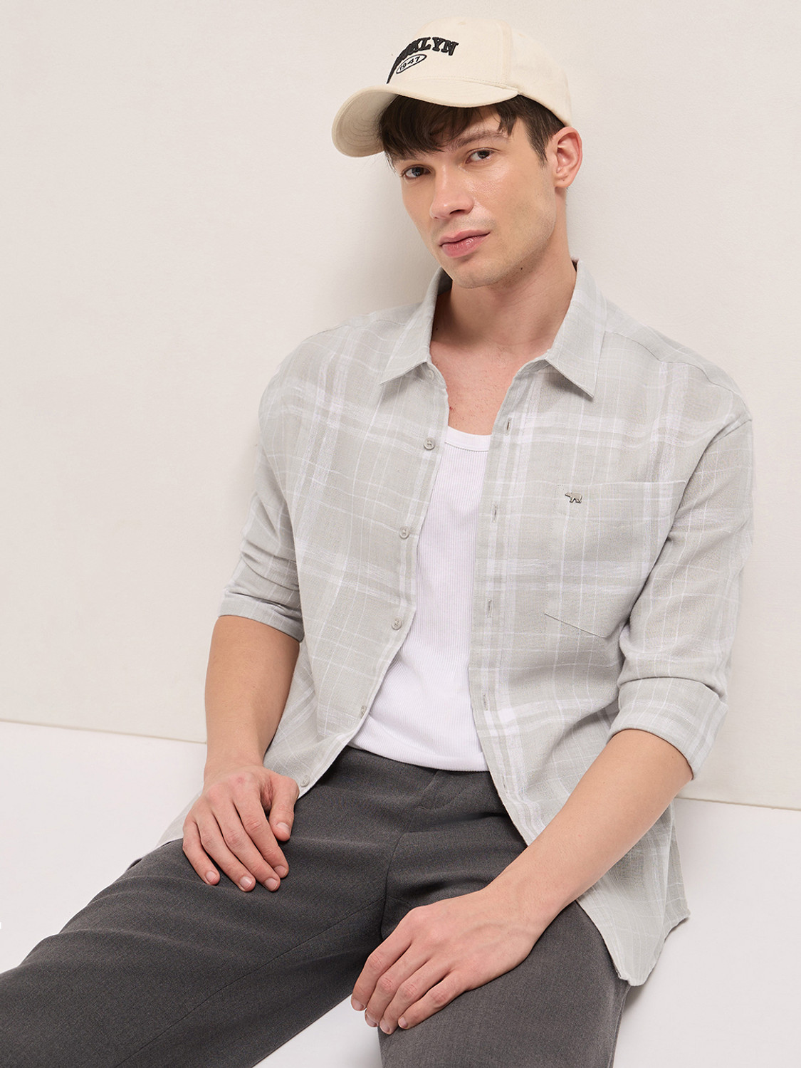 Image of THE BEAR HOUSE Men Checkered Casual Grey Shirt