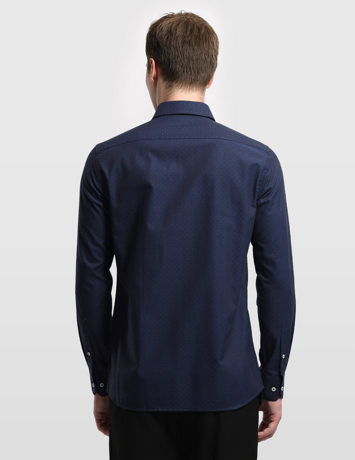 Image of ARROW Men Slim Fit Checkered Spread Collar Casual Shirt