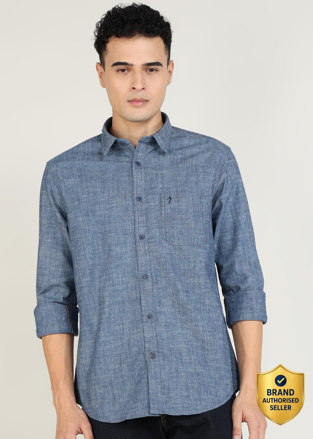 Image of INDIAN TERRAIN Men Solid Casual Blue Shirt