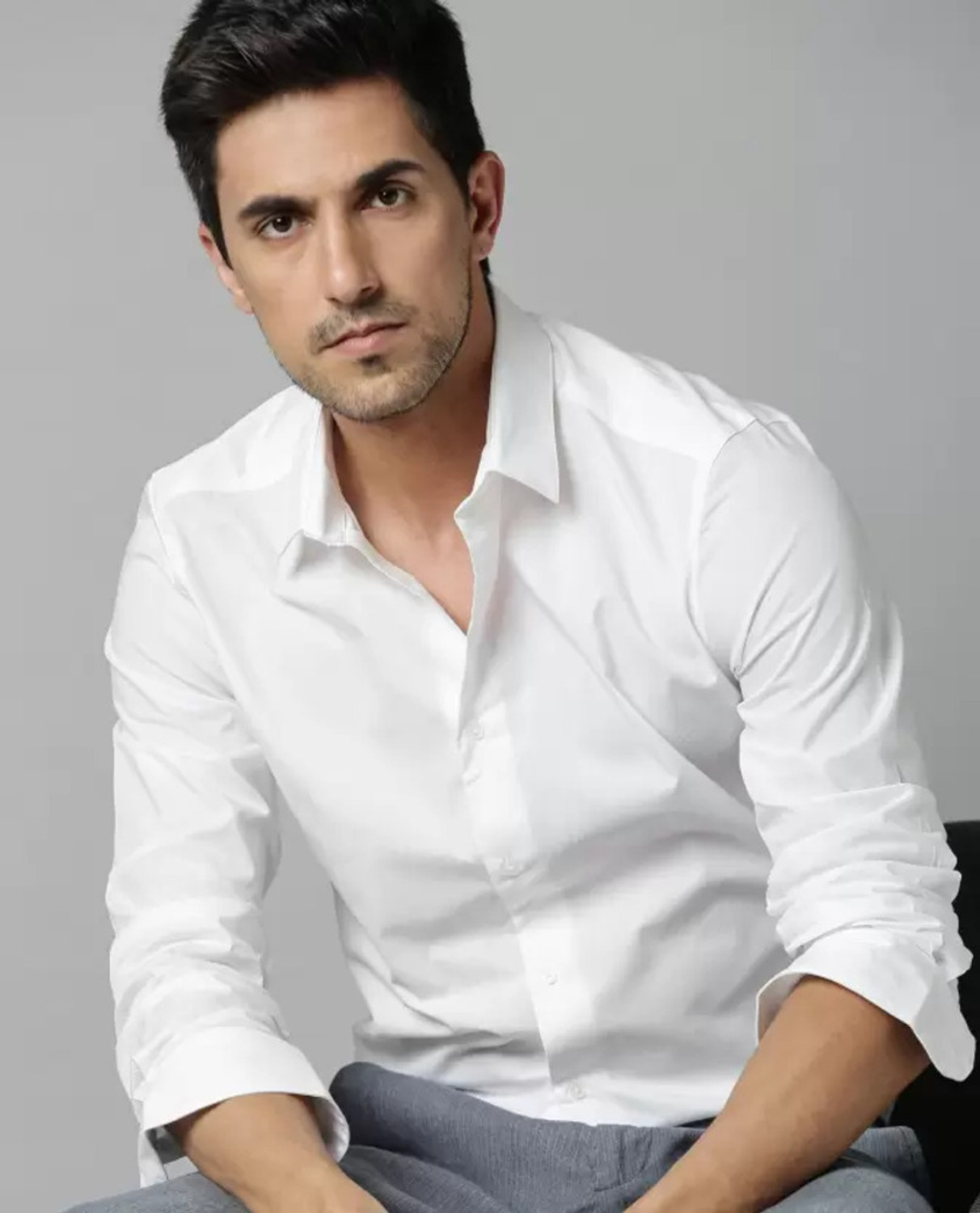 Image of GLOREN Men Solid Casual White Shirt