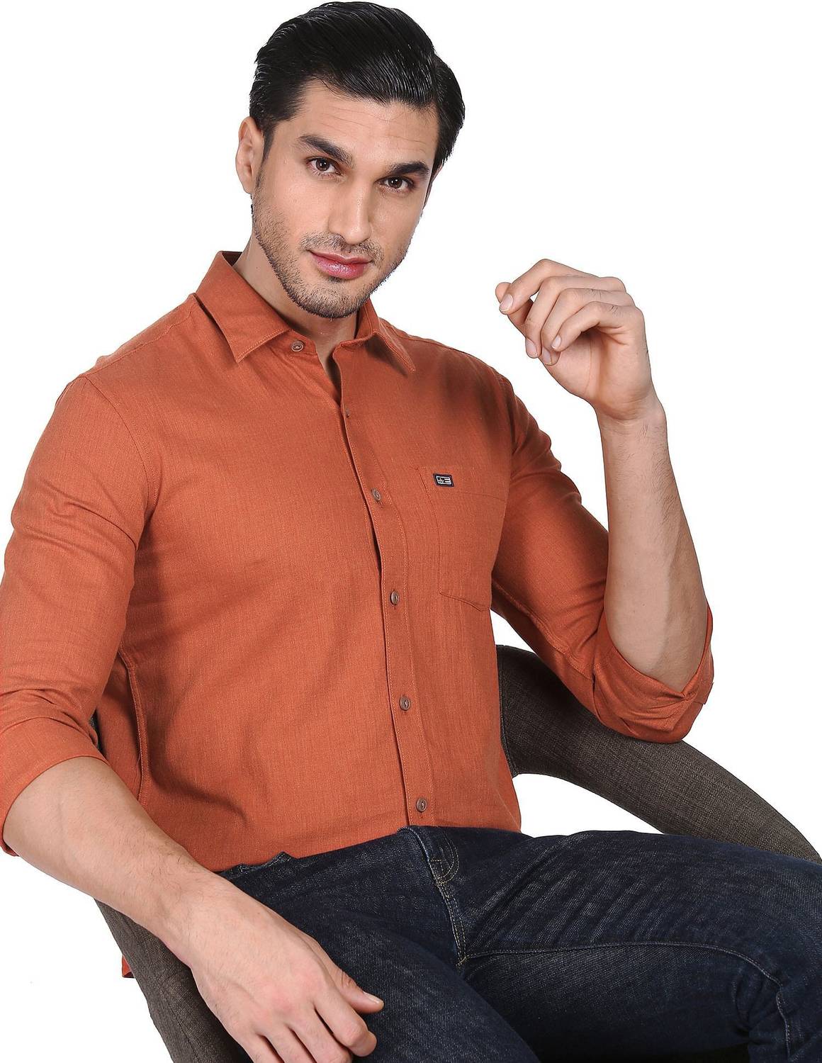 Arrow Sport Men Solid Casual Red Shirt