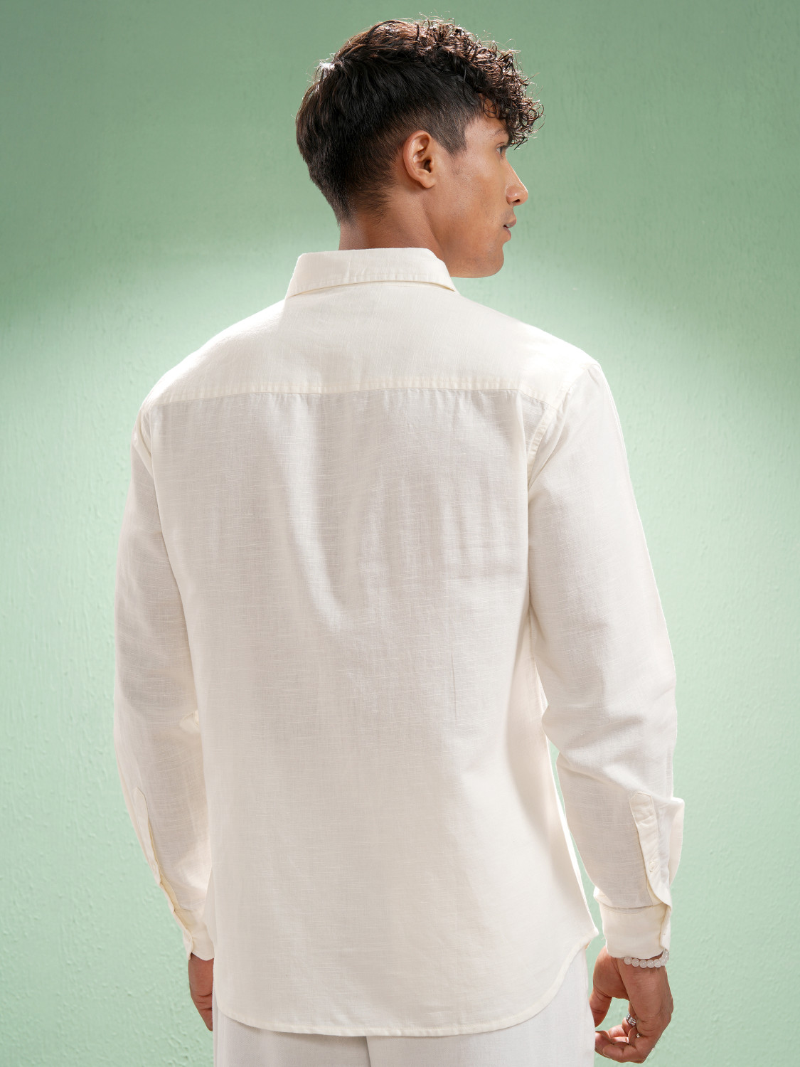 Image of HIGHLANDER Men Self Design Casual White Shirt