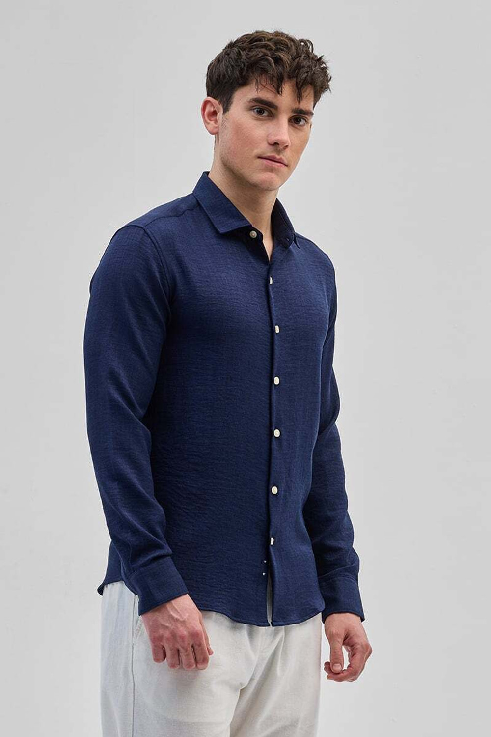 Image of Snitch Men Slim Fit Solid Spread Collar Casual Shirt