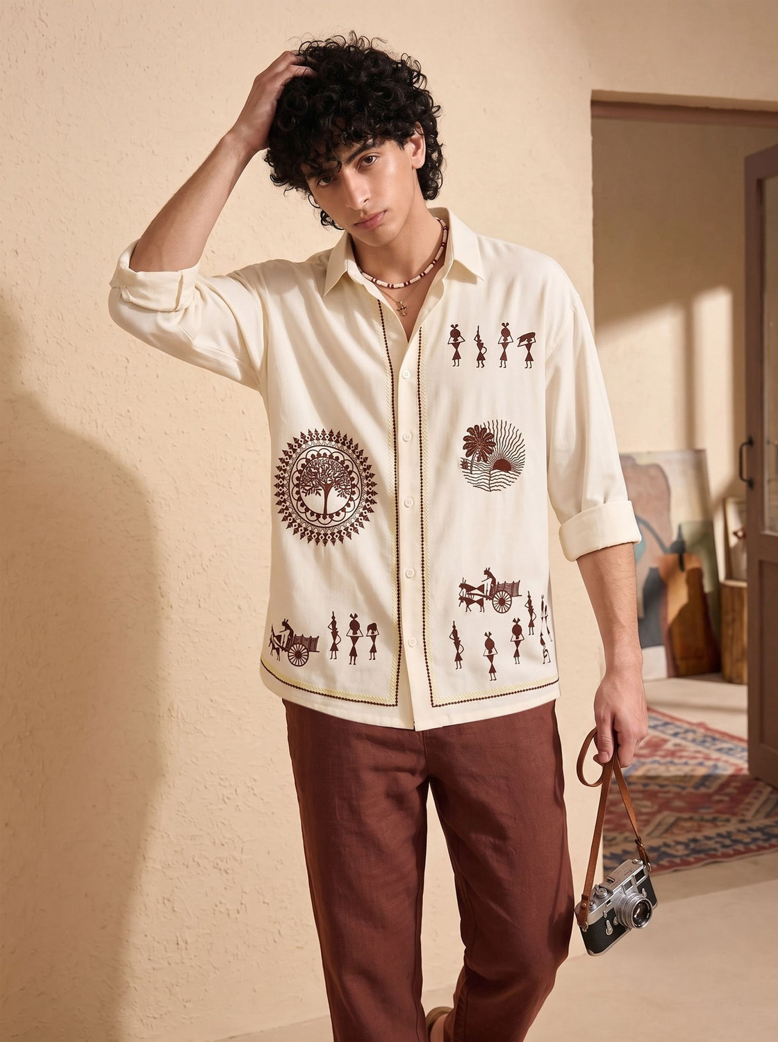 Image of VION WEAR Men Regular Fit Printed Spread Collar Casual Shirt