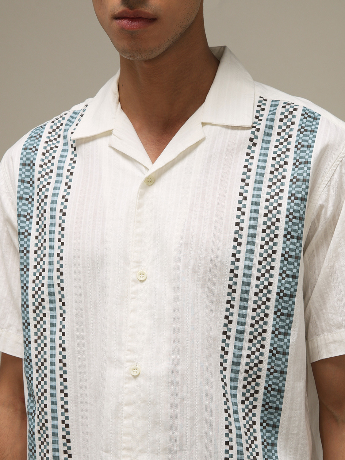 Image of MUFTI Men Relaxed Fit Geometric Print Spread Collar Casual Shirt