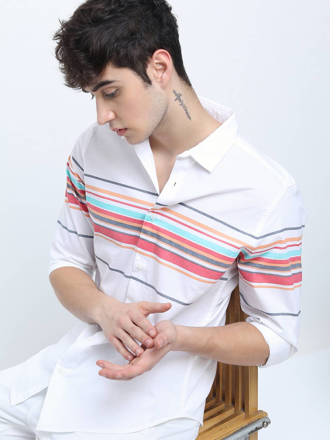 HIGHLANDER Men Solid Casual White Shirt - Image 1