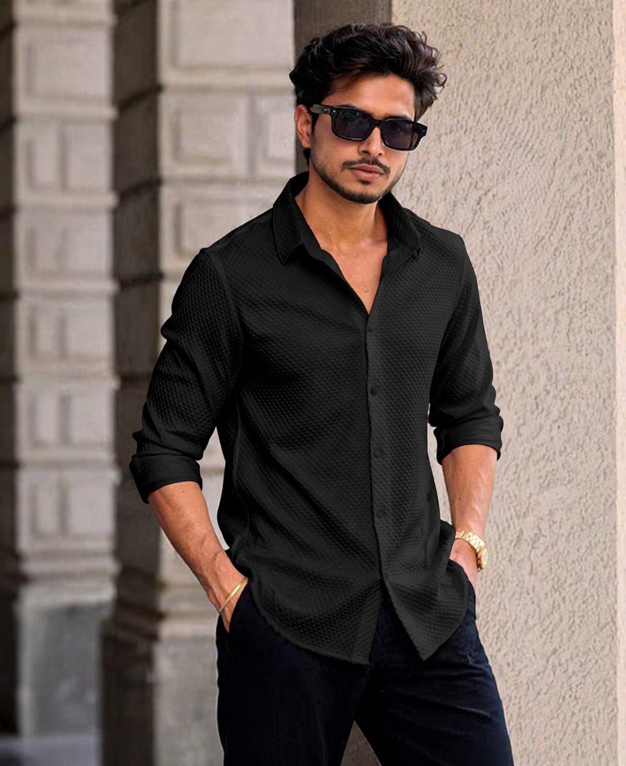 AANKLAR Men Solid Casual Black Shirt