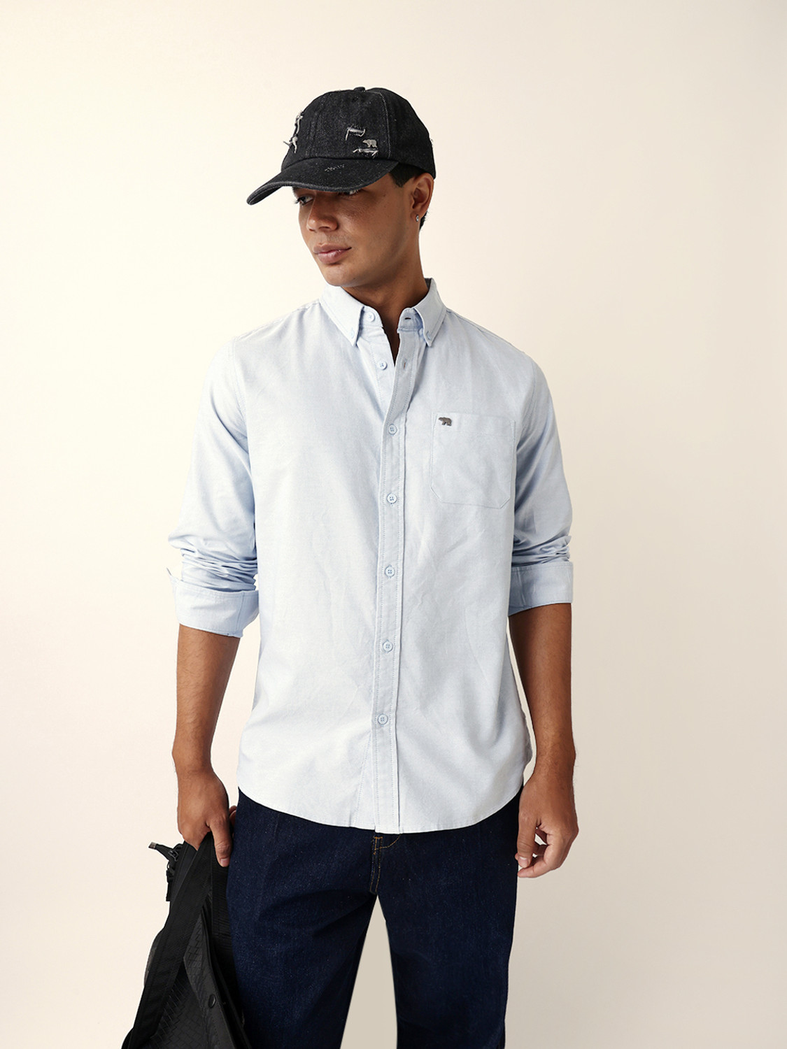 Image of THE BEAR HOUSE Men Solid Casual Blue Shirt