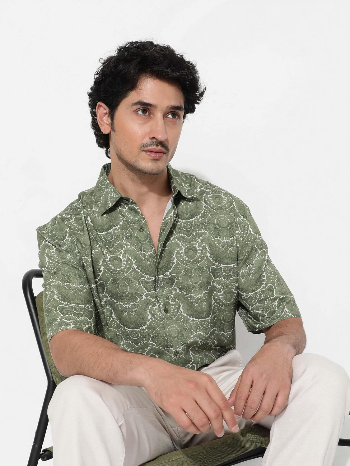 Image of RARE RABBIT Men Printed Casual Green Shirt