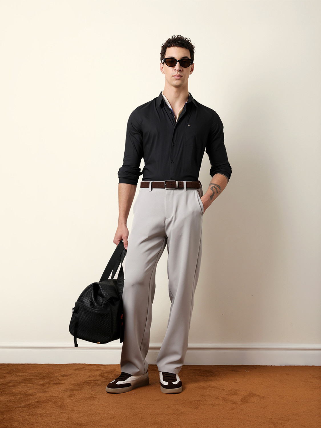 Image of THE BEAR HOUSE Men Solid Casual Black Shirt