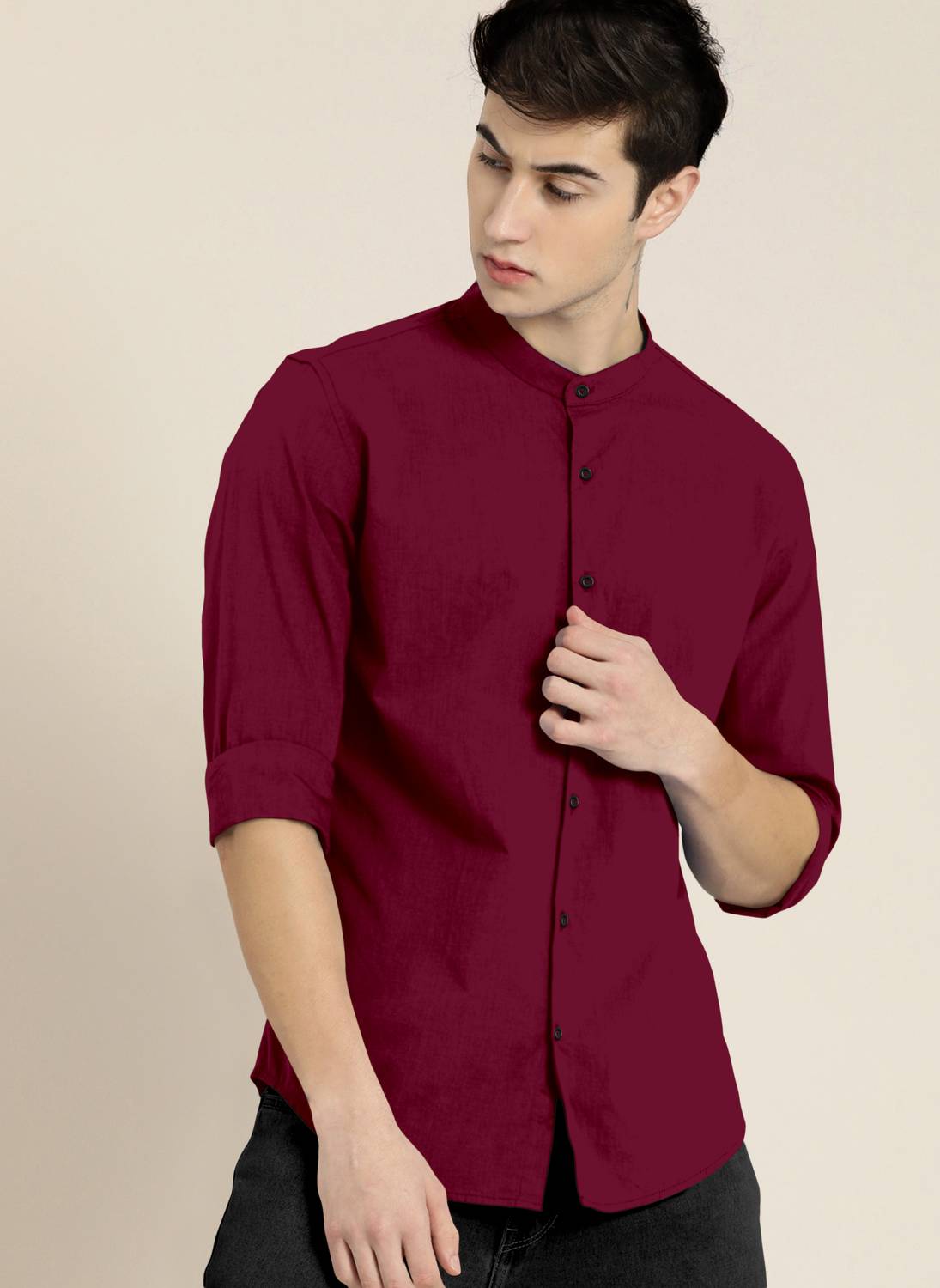 ALAIN CHIC Men Solid Casual Maroon Shirt