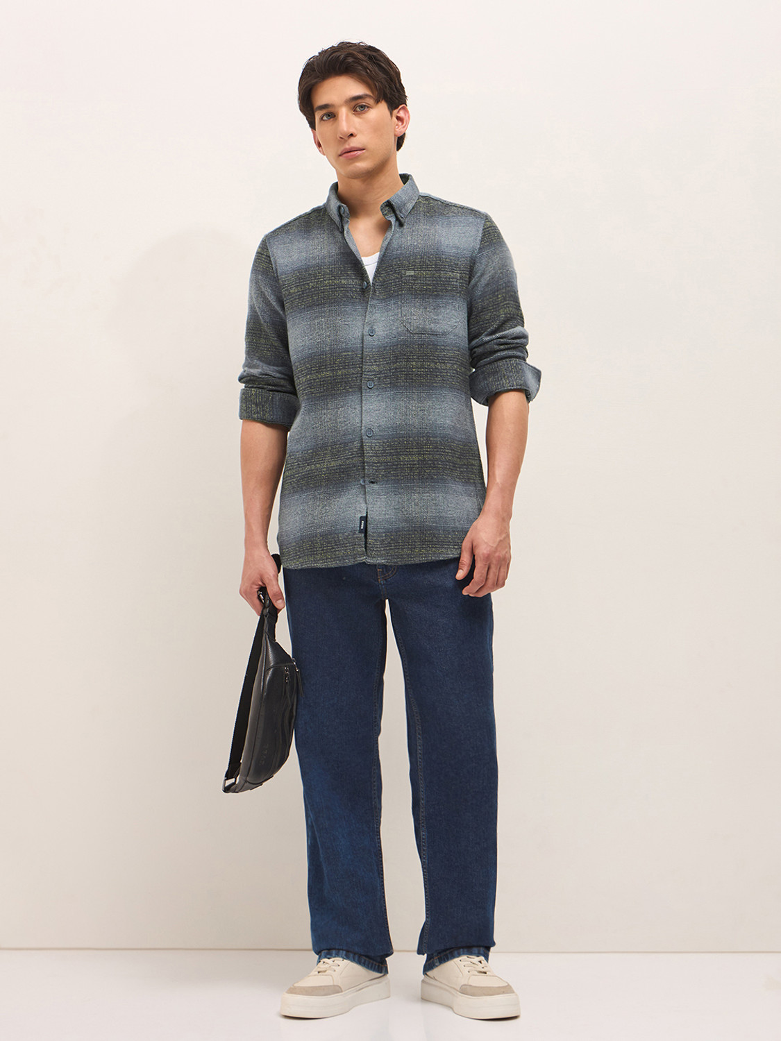 Image of THE BEAR HOUSE Men Checkered Casual Blue Shirt
