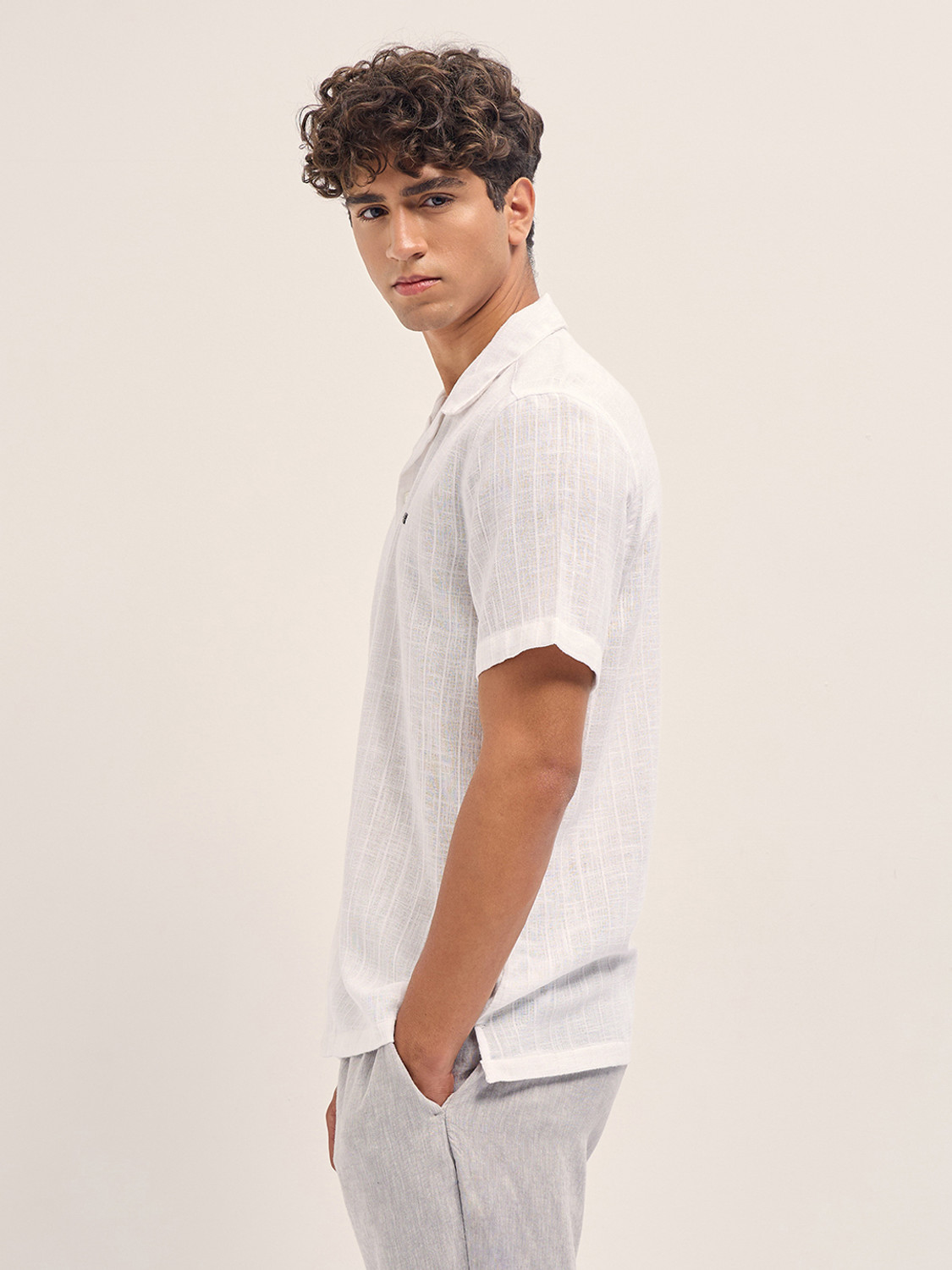 Image of THE BEAR HOUSE Men Striped Casual White Shirt
