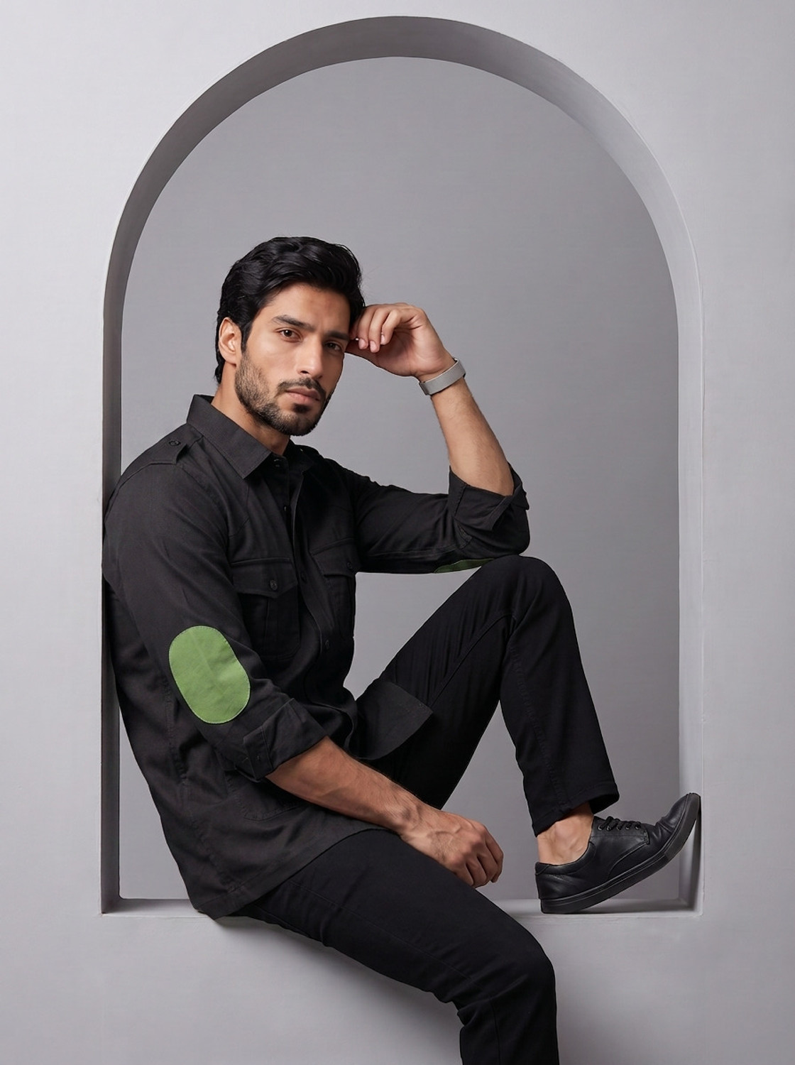 Image of KAPTO Men Color Block Casual Black Shirt