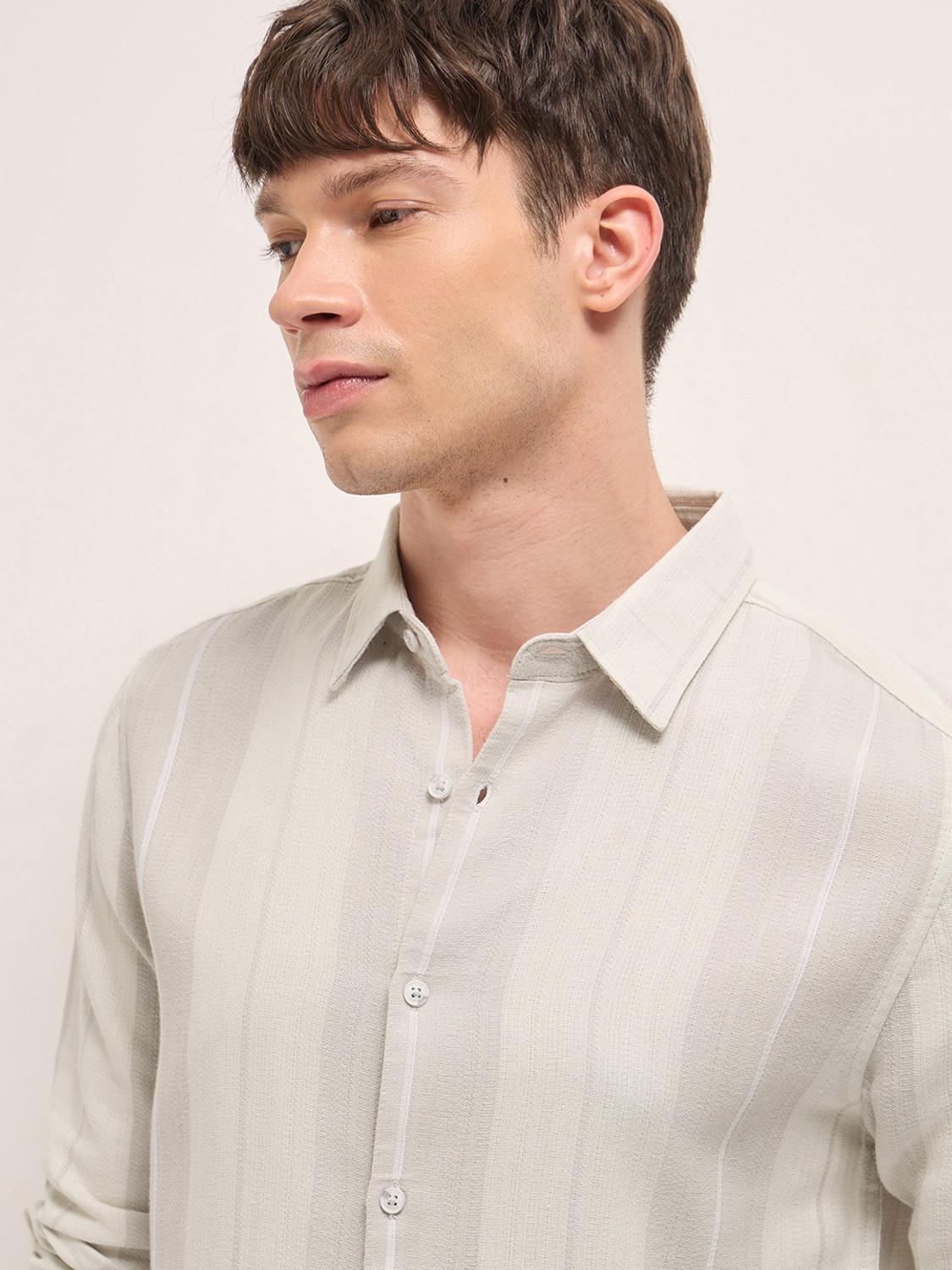 Image of THE BEAR HOUSE Men Striped Casual Green Shirt