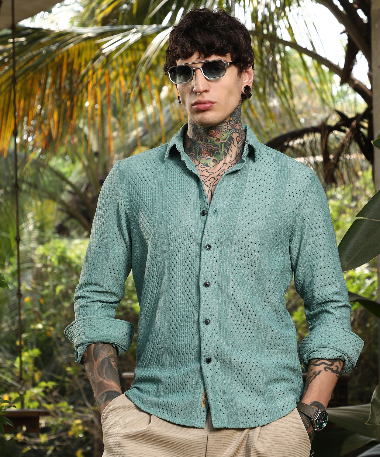 Image of CAMPUS SUTRA Men Solid Casual Green Shirt