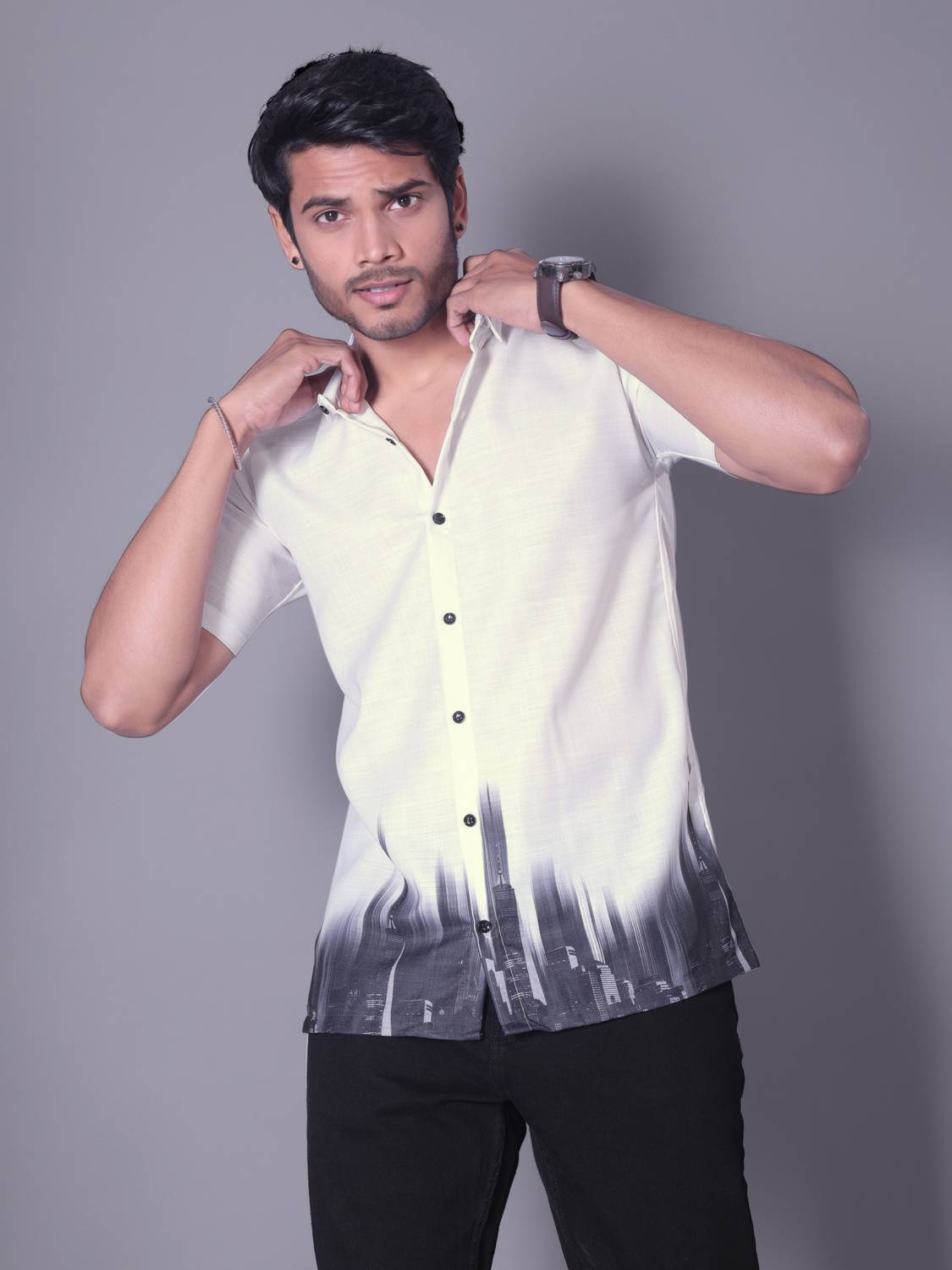 AITAVIKOVERSEAS Men Dyed/Ombre Casual White Shirt