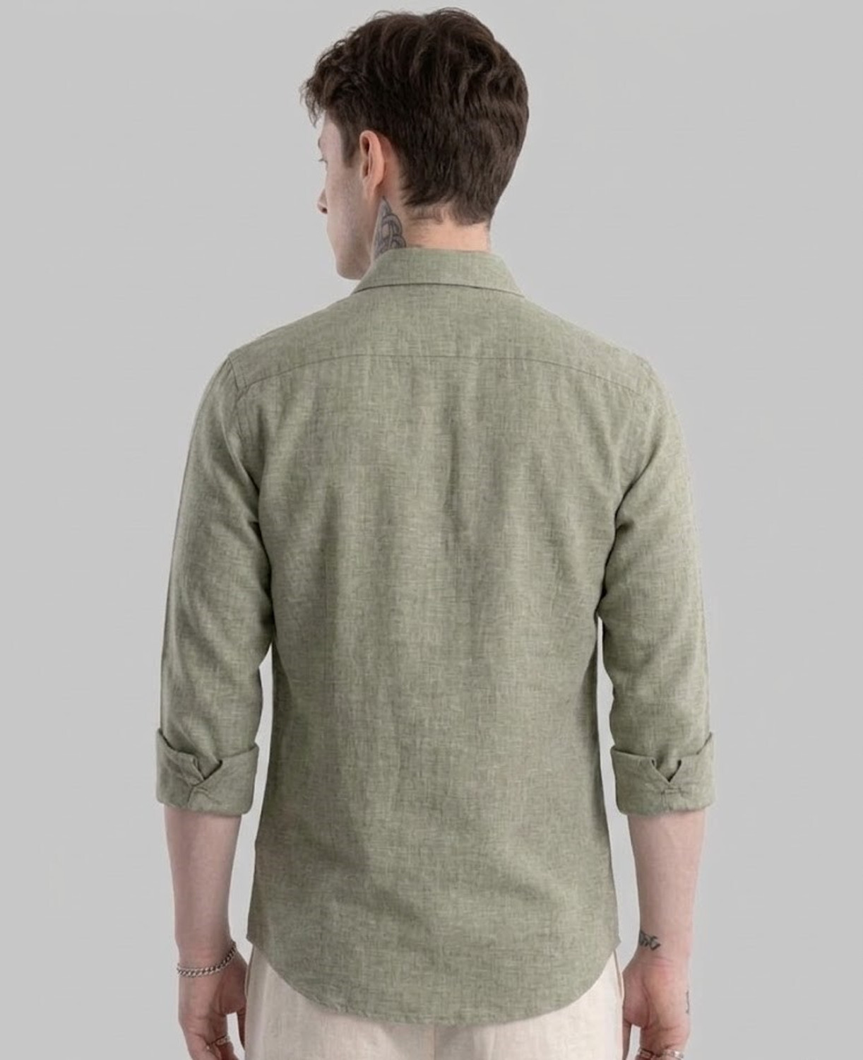 Image of HELIXATTIRE Men Regular Fit Solid Spread Collar Casual Shirt