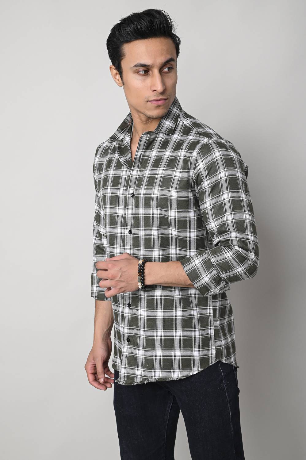 BLEZZA Men Green, White Checkered Shirt - Image 5