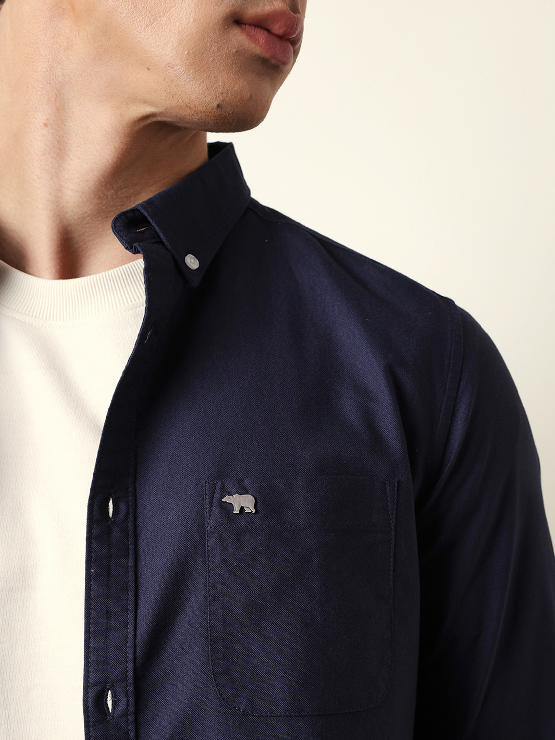 Image of THE BEAR HOUSE Men Solid Casual Blue Shirt