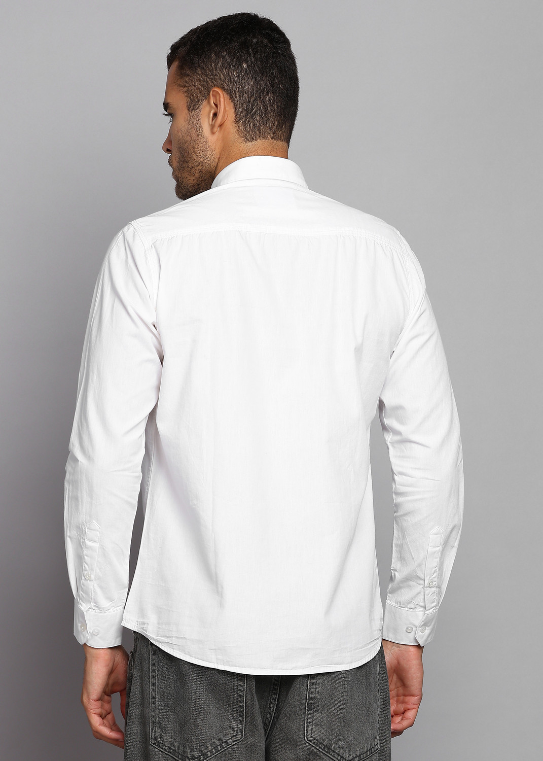 Image of LAWMAN Men Solid Casual White Shirt