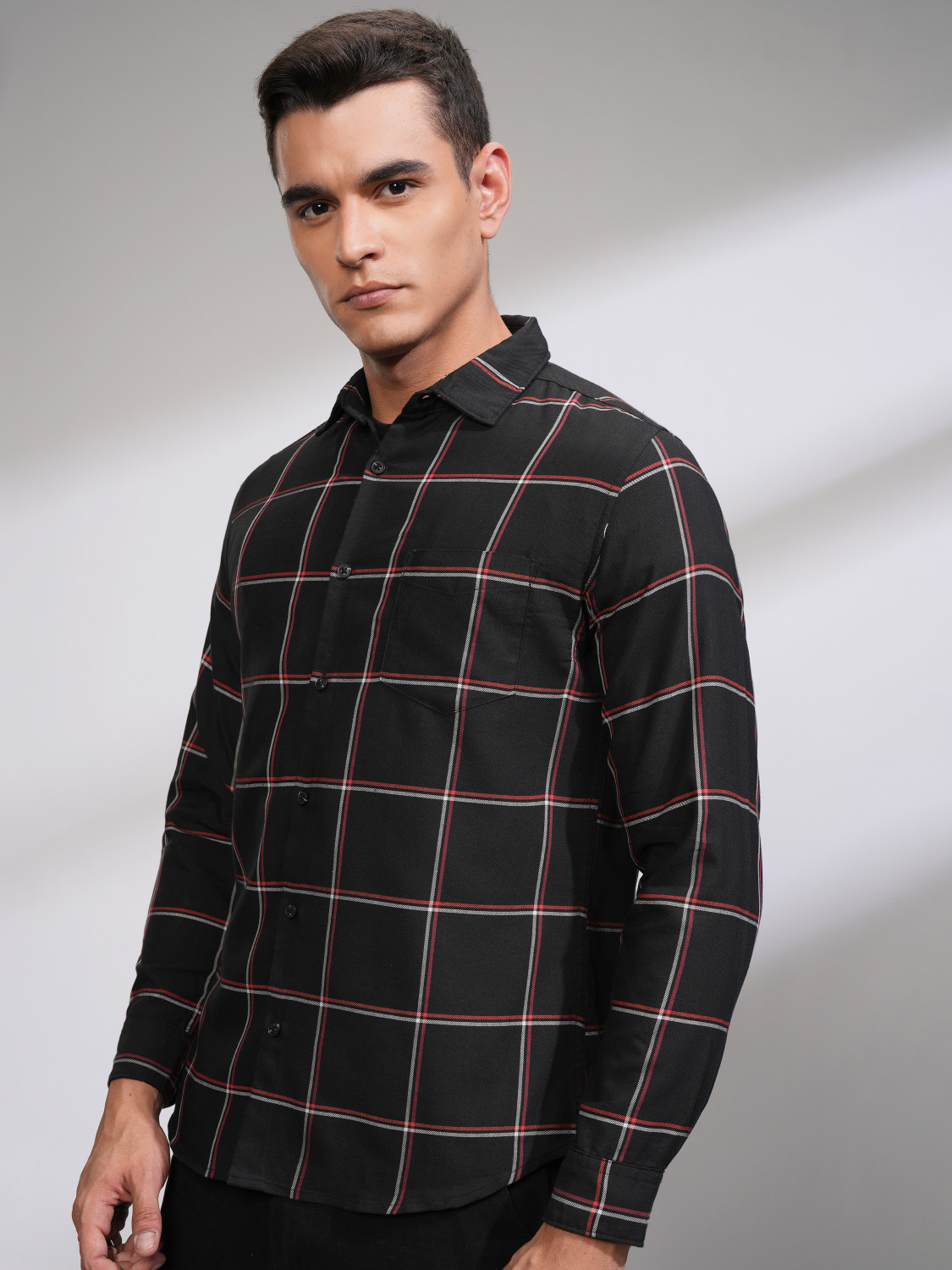 Image of HIGHLANDER Men Slim Fit Solid Cut Away Collar Casual Shirt