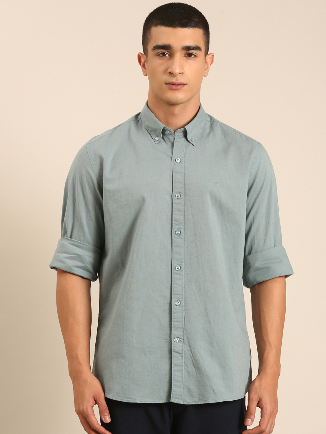 Image of CAVALLO BY LINEN CLUB Men Slim Fit Solid Button Down Collar Casual Shirt