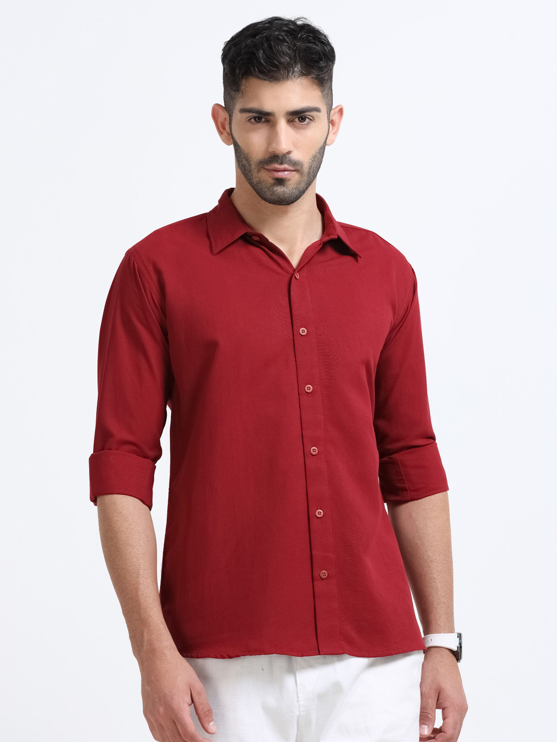 Image of WHISQ Men Solid Casual Maroon Shirt