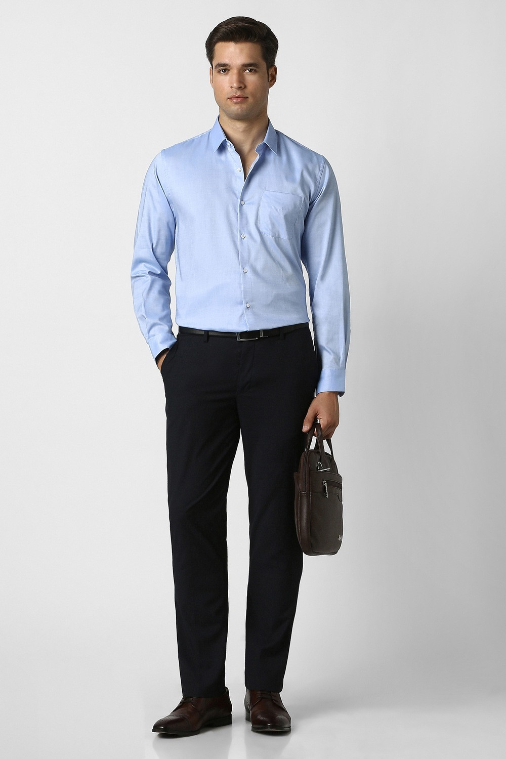 Image of PETER ENGLAND Men Slim Fit Solid Formal Shirt