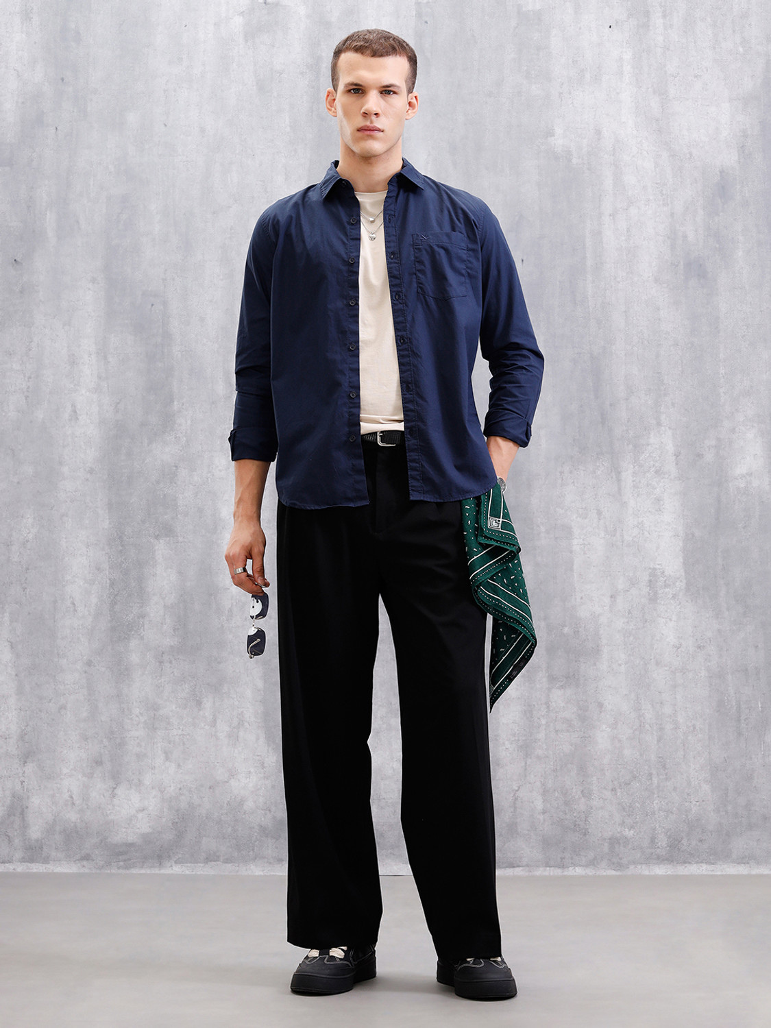 Image of WROGN Men Solid Casual Light Blue Shirt