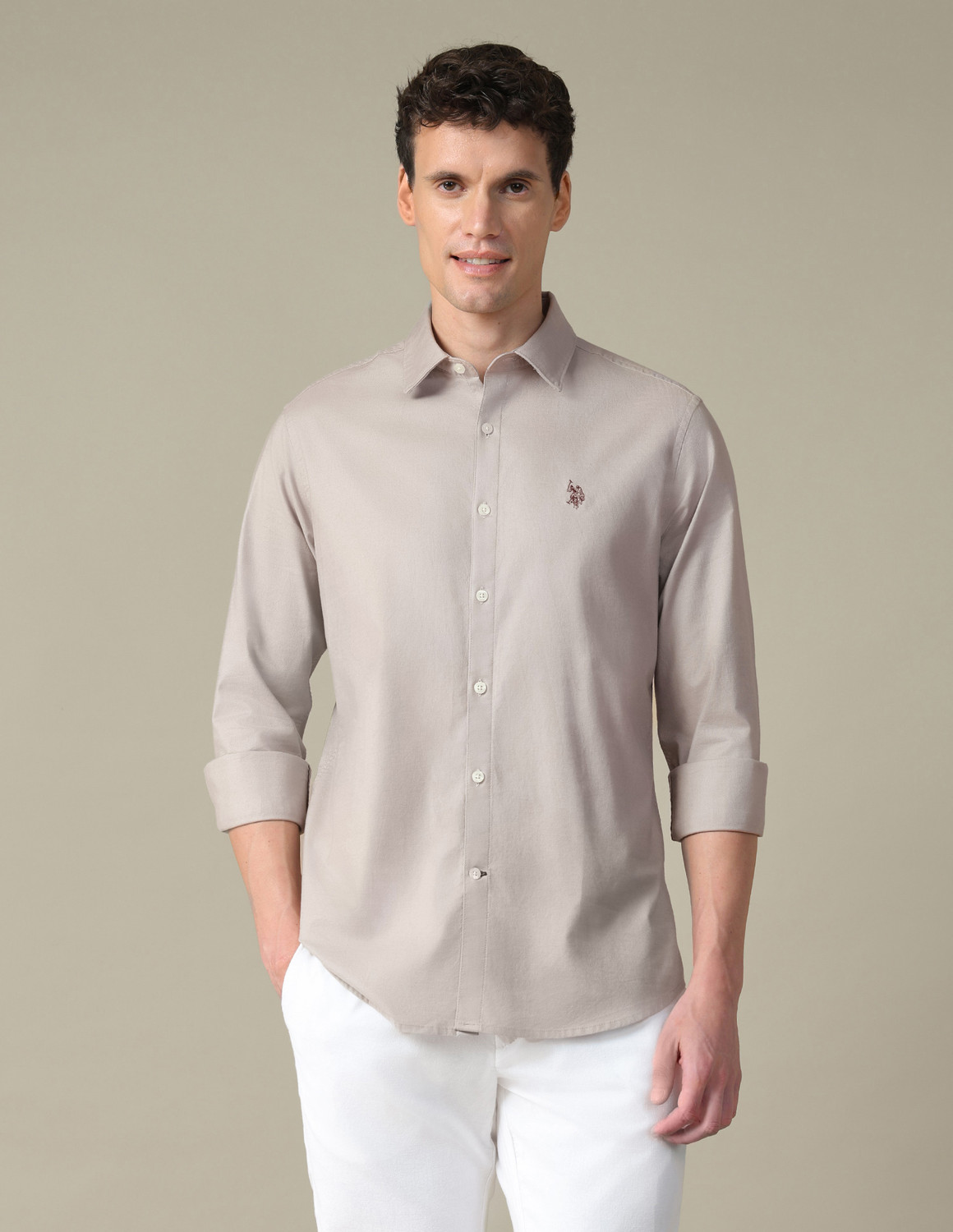 Image of U.S. POLO ASSN. Men Tailored Fit Solid Spread Collar Casual Shirt