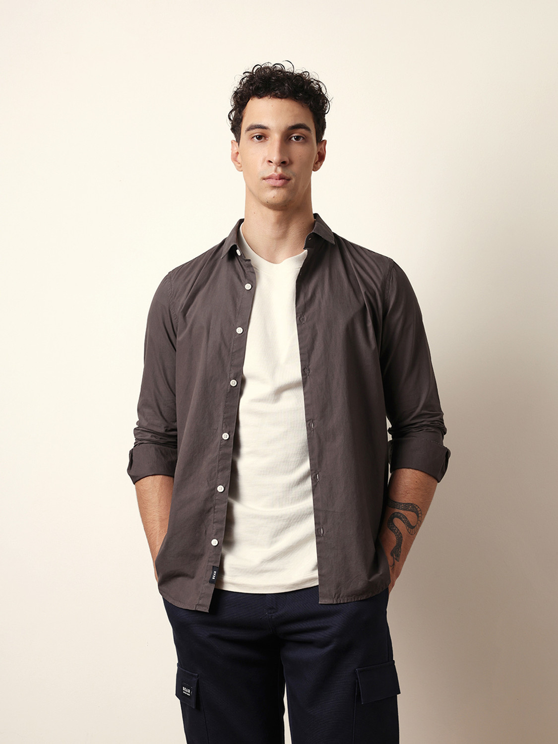 Image of THE BEAR HOUSE Men Solid Casual Grey Shirt