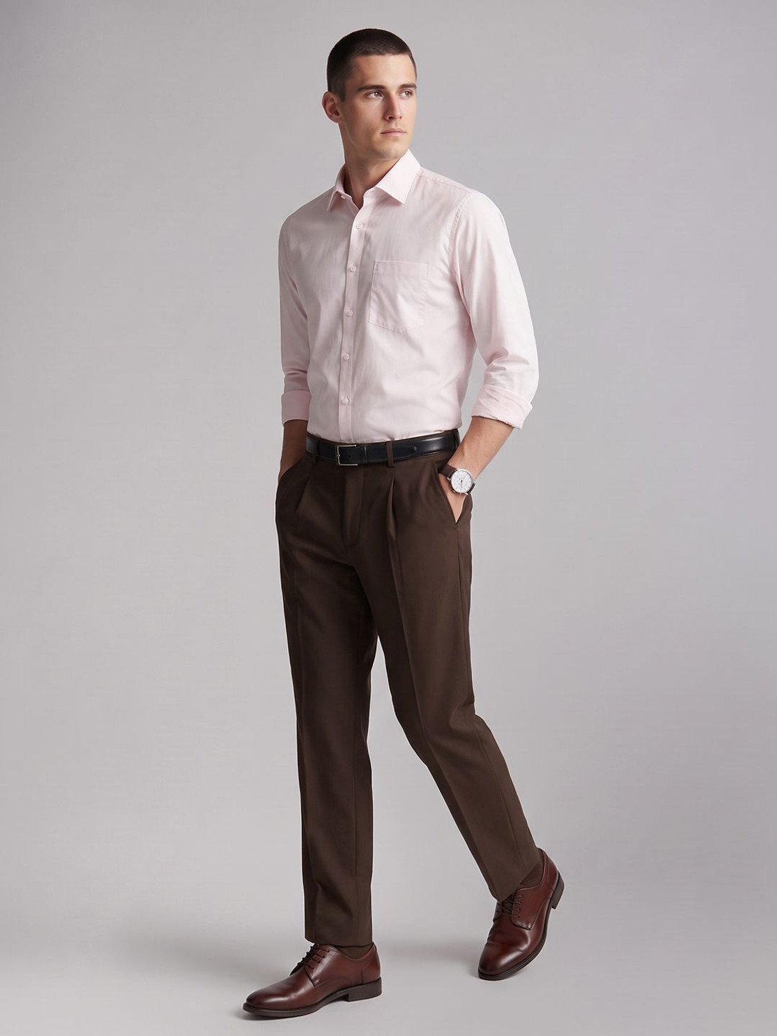 Image of VAN HEUSEN Men Slim Fit Solid Formal Shirt