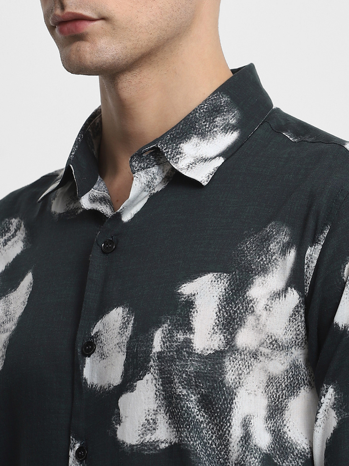 Image of MUFTI Men Printed Casual Dark Green Shirt