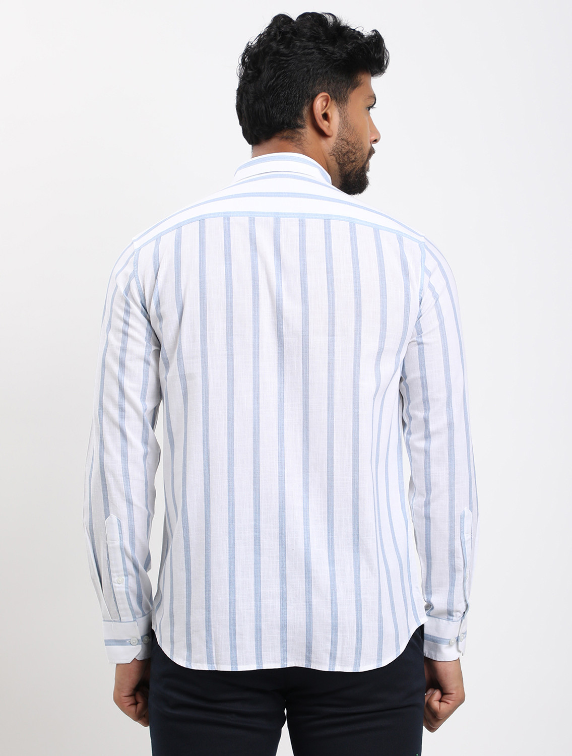 Image of INDIAN TERRAIN Men Striped Casual White Shirt