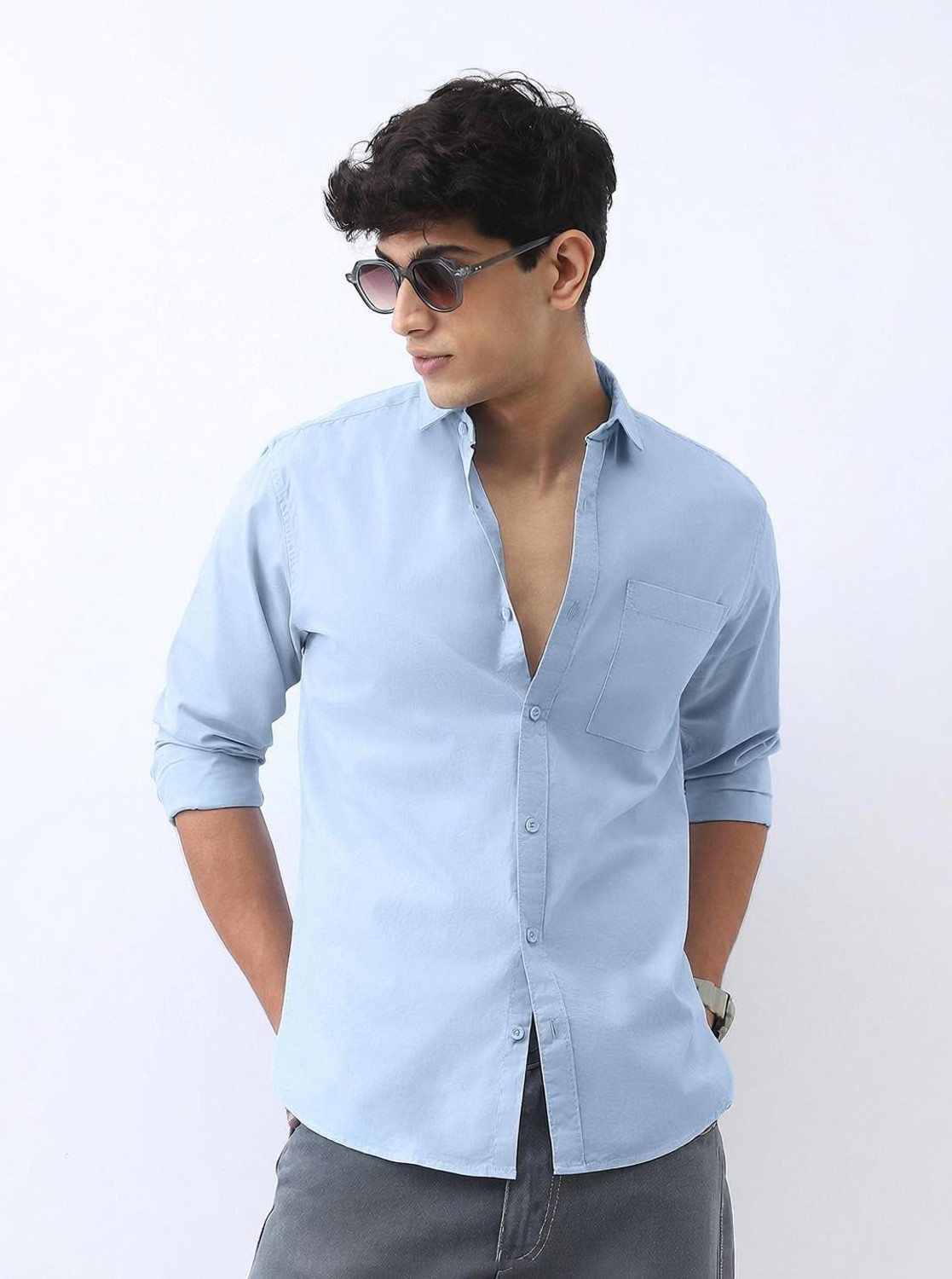 Urbano Fashion Men Solid Casual Light Blue Shirt