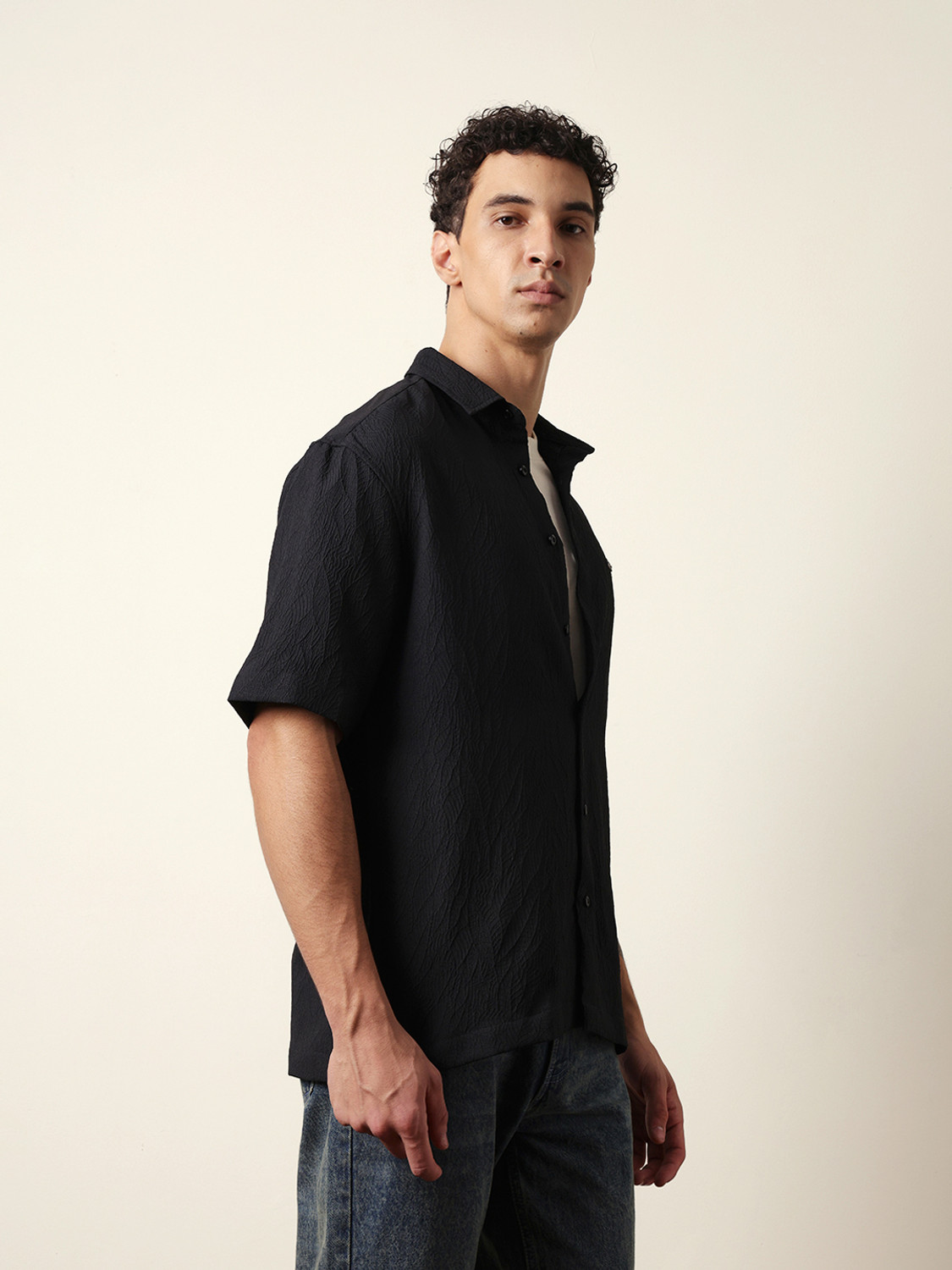 Image of THE BEAR HOUSE Men Solid Casual Black Shirt