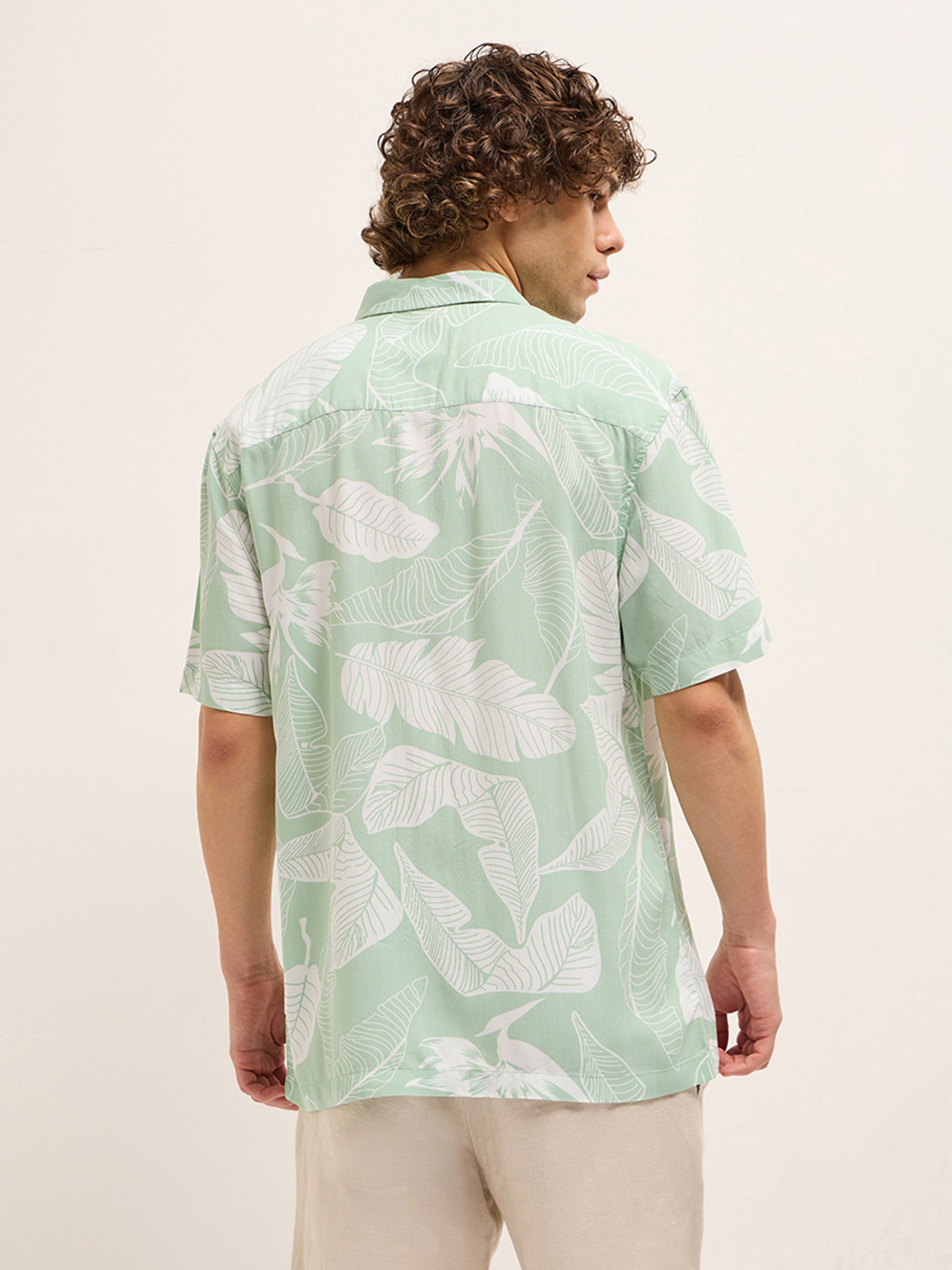 Image of THE BEAR HOUSE Men Printed Casual Green Shirt