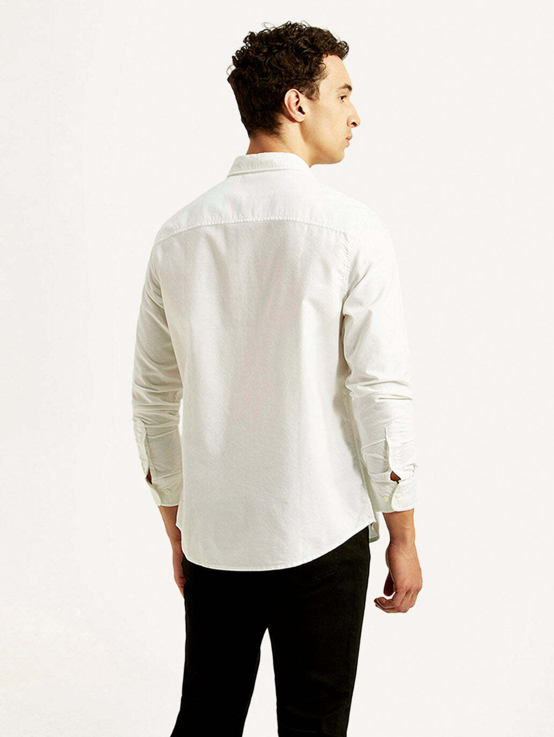 Image of LEVI'S Men Solid Casual White Shirt