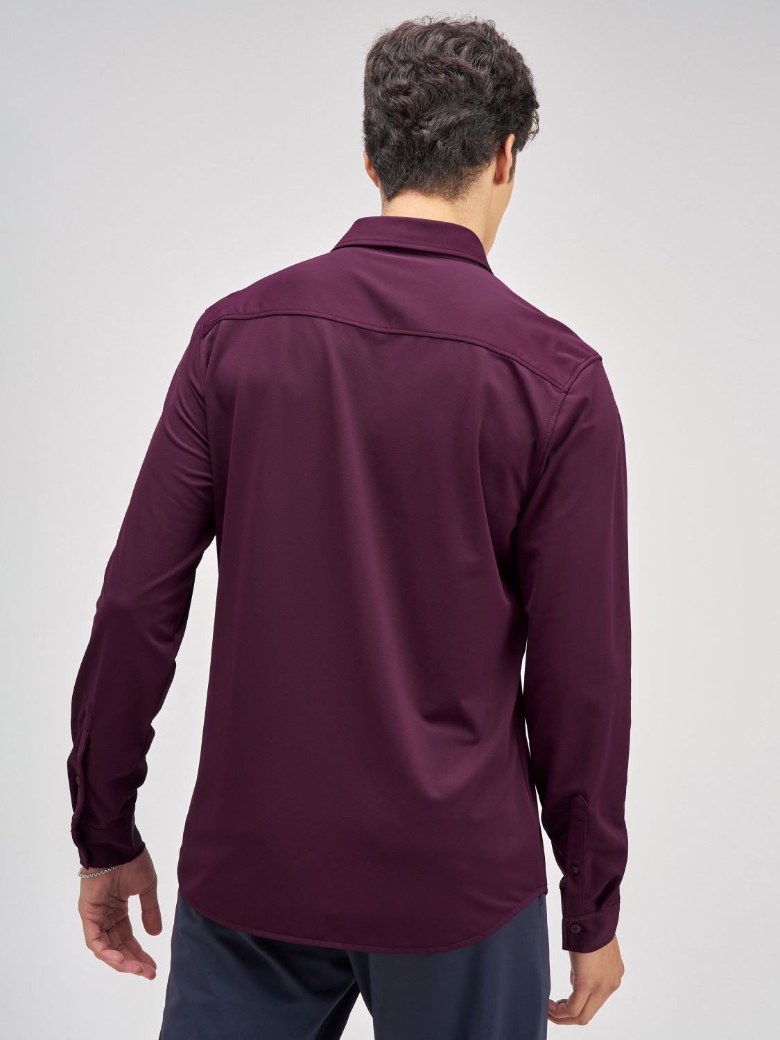 Image of HIGHLANDER Men Solid Casual Maroon Shirt