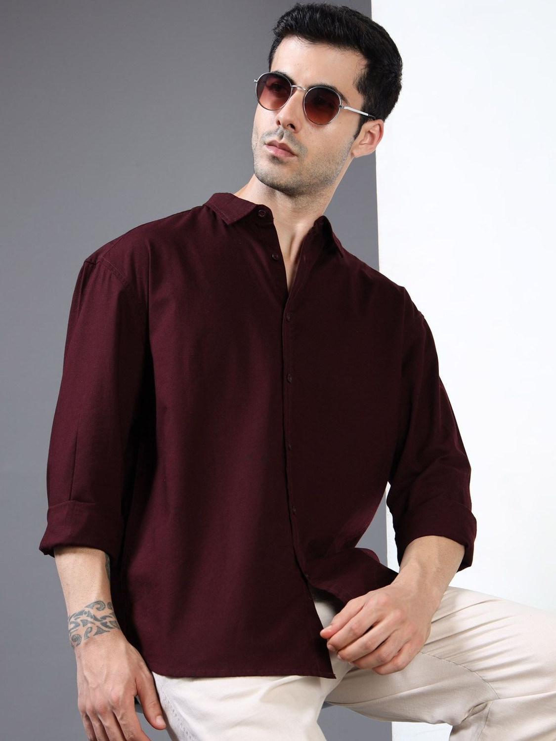 Image of HERE&NOW Men Relaxed Fit Solid Spread Collar Casual Shirt