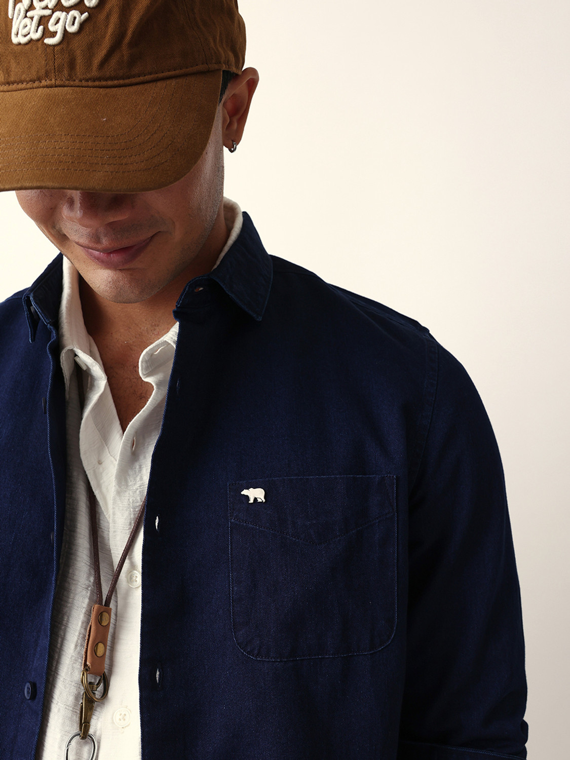 Image of THE BEAR HOUSE Men Solid Casual Blue Shirt