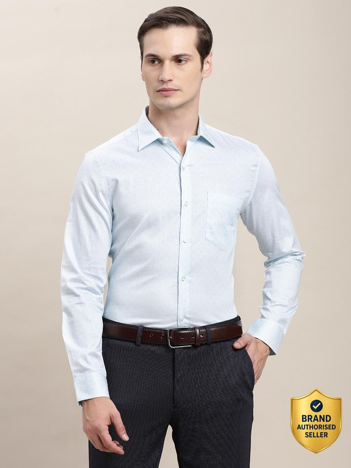 Image of TURTLE Men Slim Fit Printed Spread Collar Formal Shirt