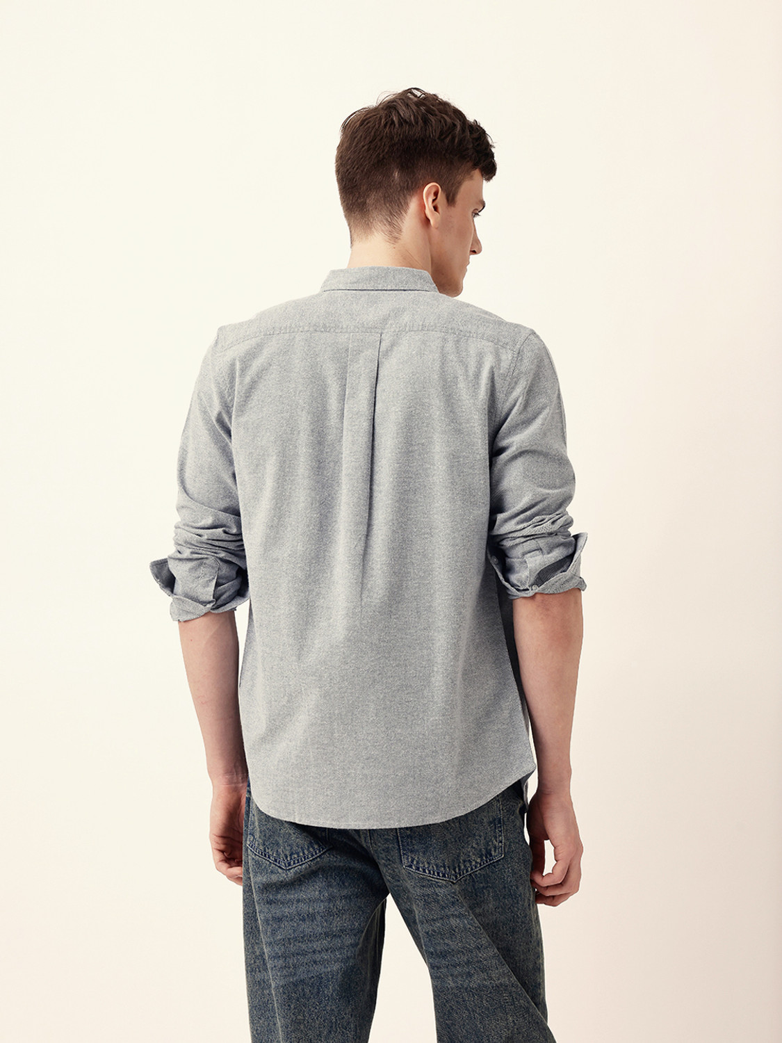 Image of THE BEAR HOUSE Men Solid Casual Grey Shirt